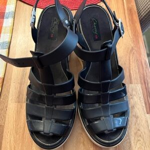 Black Gladiator Platform Sandals with Ankle Strap